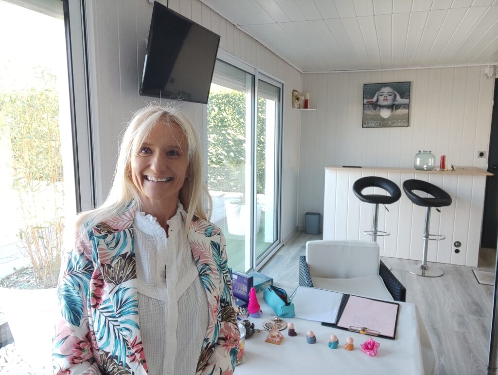 Cabinet Véronique Corneil médium et numérologue sur Bordeaux et sa région